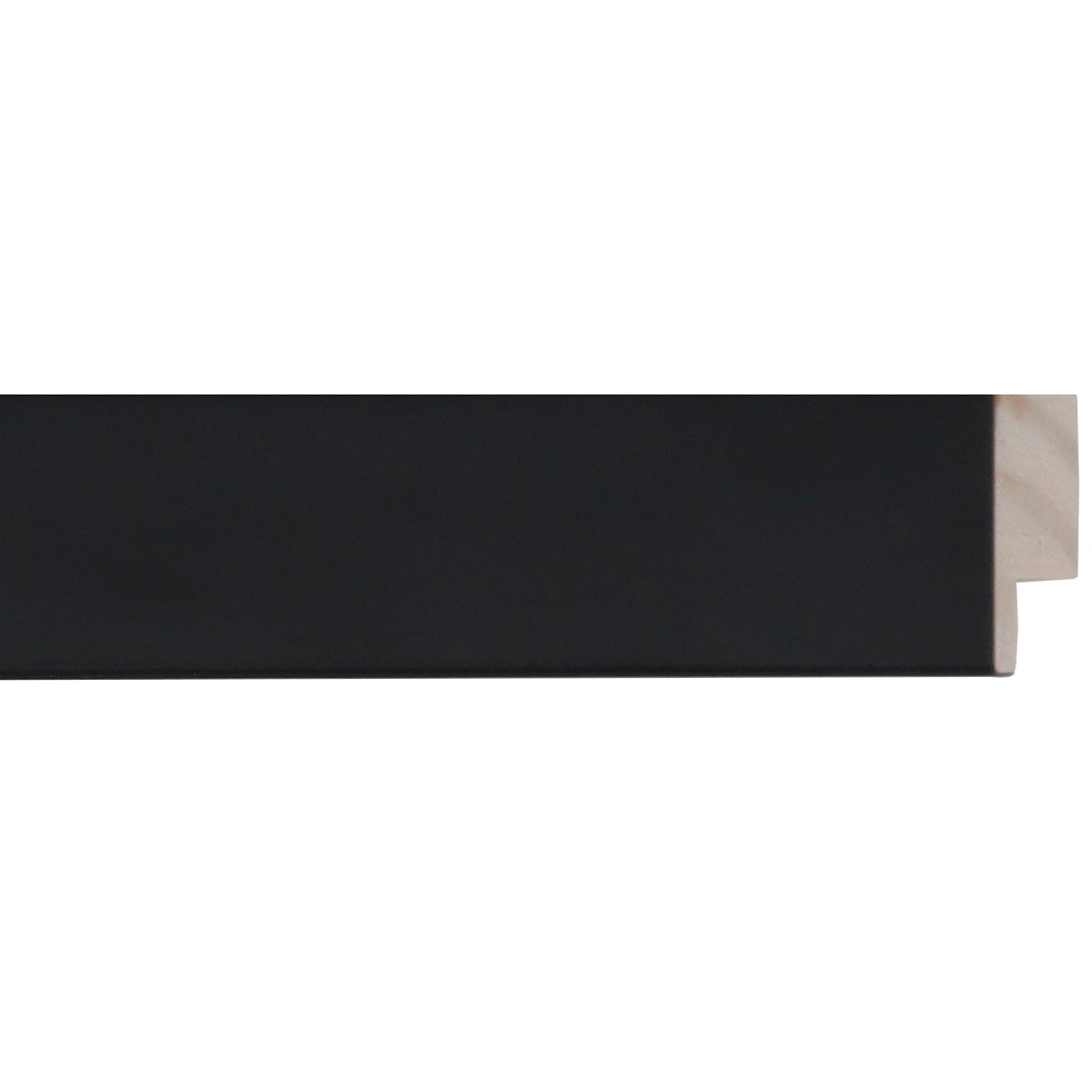 3/4" MLDG MATTE BLACK-FLAT CAP